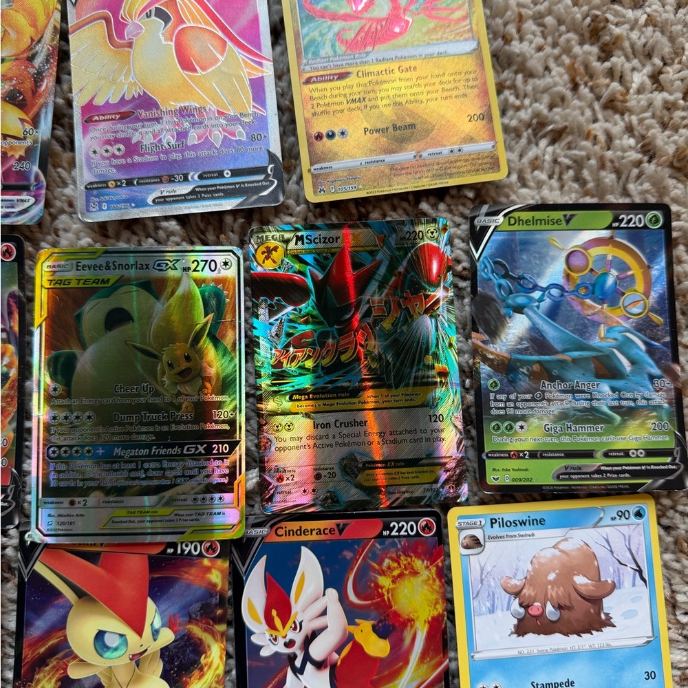 Sold/ not available Bundle: Pack of Pokémon cards - Picture 4 of 12